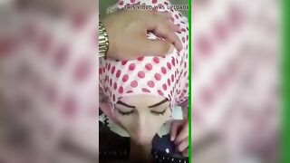 سكس طالبة محجبة ترضع زب عشيقها