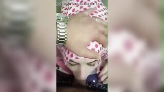 سكس طالبة محجبة ترضع زب عشيقها
