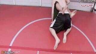 ابن ينيك امه وهي بتعمل يوغا - سكس مترجم