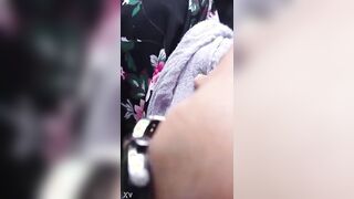محجبة تمص الزب عشان تاخذ مشوار في السيارة